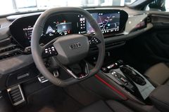 AUDI S5 Avant TFSI quattro | Carbon | Pano | B&O AUDI S5 Avant TFSI quattro | Carbon | Pano | B&O