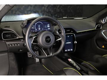 صورة 2 لـ 2023 Mclaren ARTURA