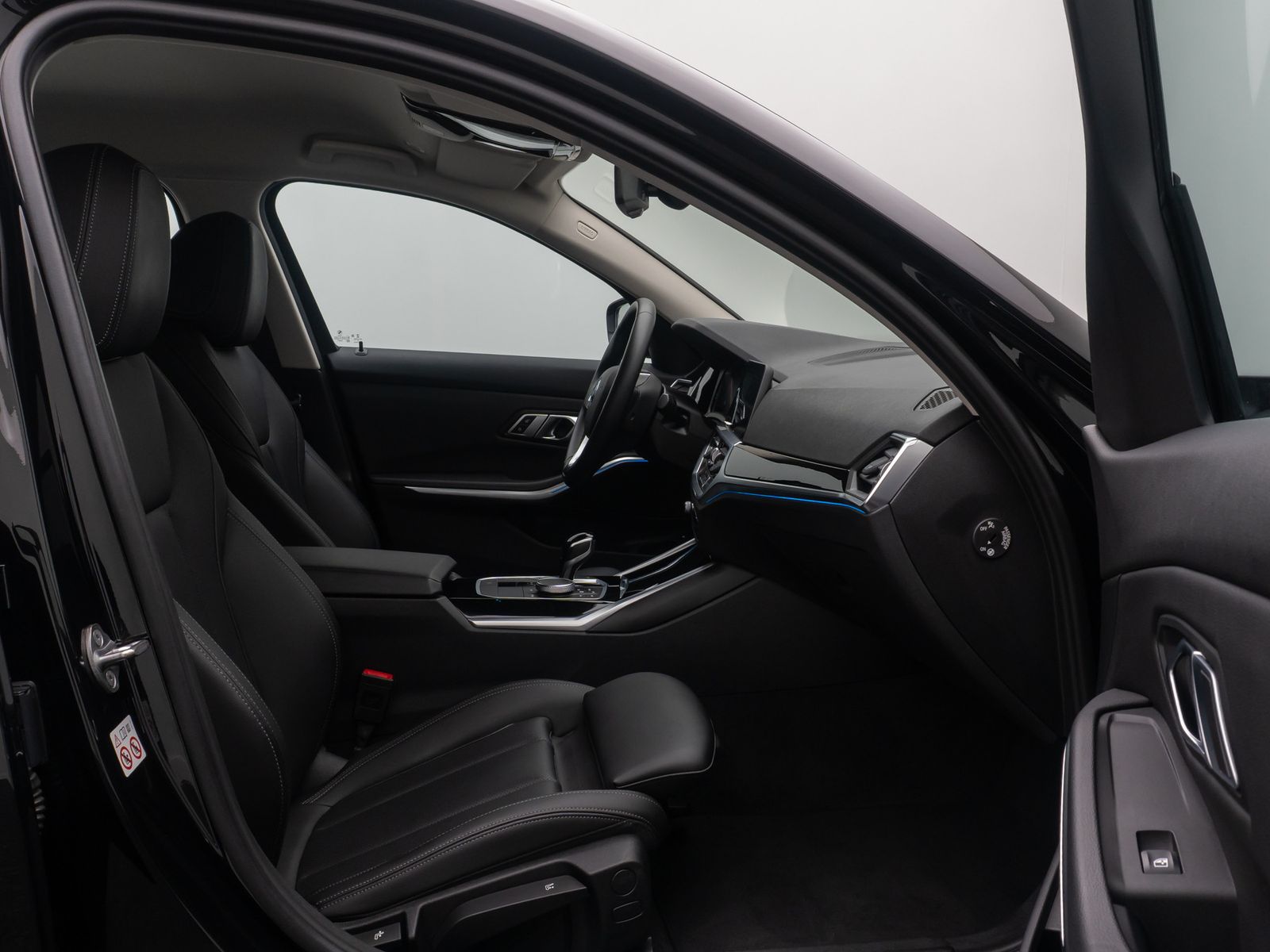 Fahrzeugabbildung BMW 320e xD Sport Line Kamera DAB Laser AHK Komfort