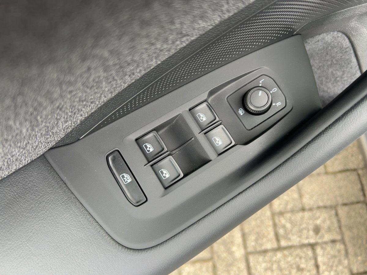 Volkswagen Passat 1.5 eTSI DSG AHK+ACC+LED+NAVI+RFK, миниатюра 15