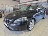 Volvo V40 D4 Summum AHK *KEIN VERKAUF AN PRIVAT* - gebrauchte Volvo V40 aus dem Jahr 2012