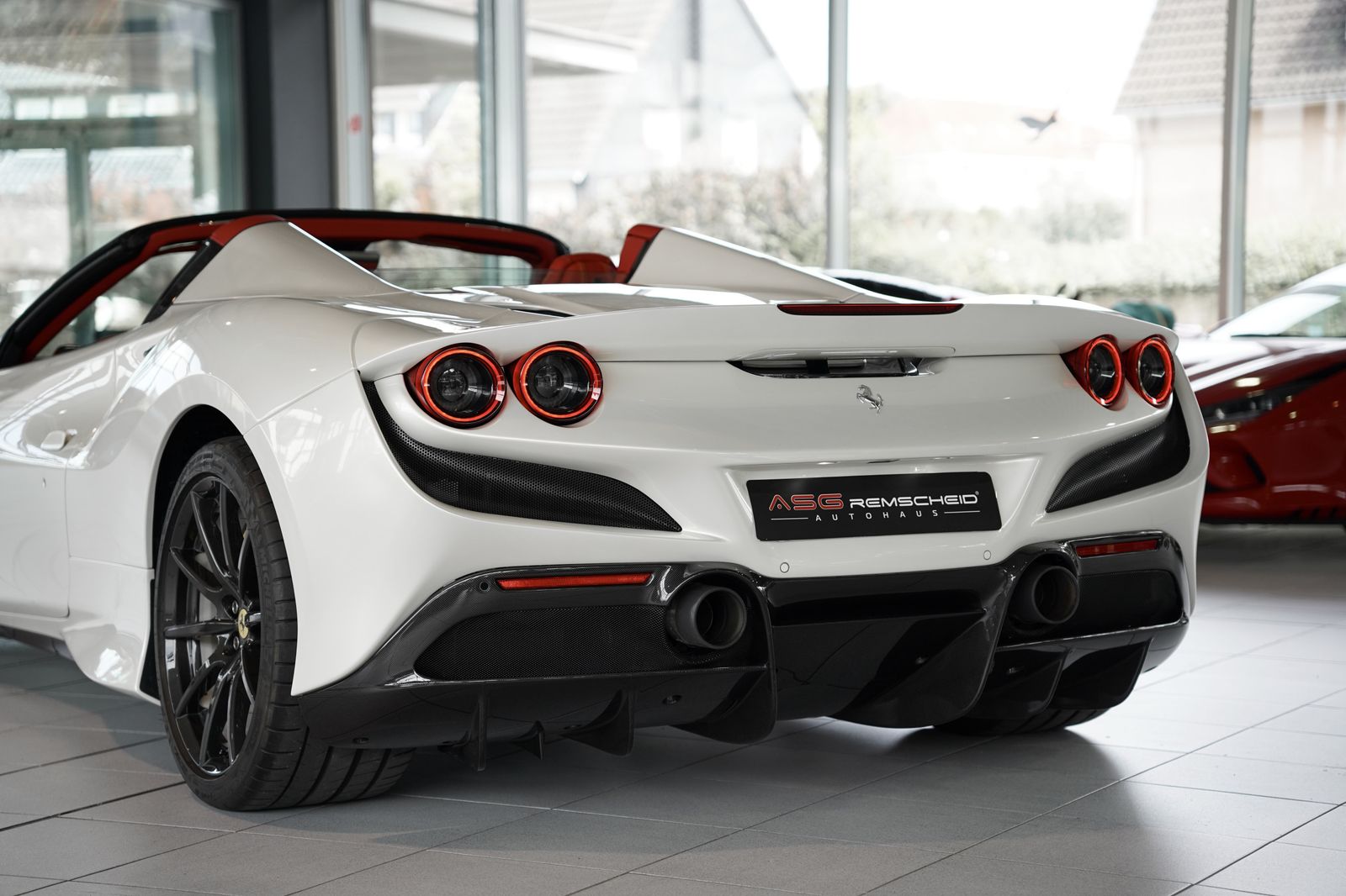 Ferrari F8