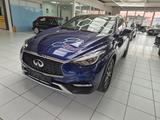 Infiniti QX30 4X4,AHK,PANO,ALU,STANDHZG - Infiniti QX30 Gebrauchtwagen