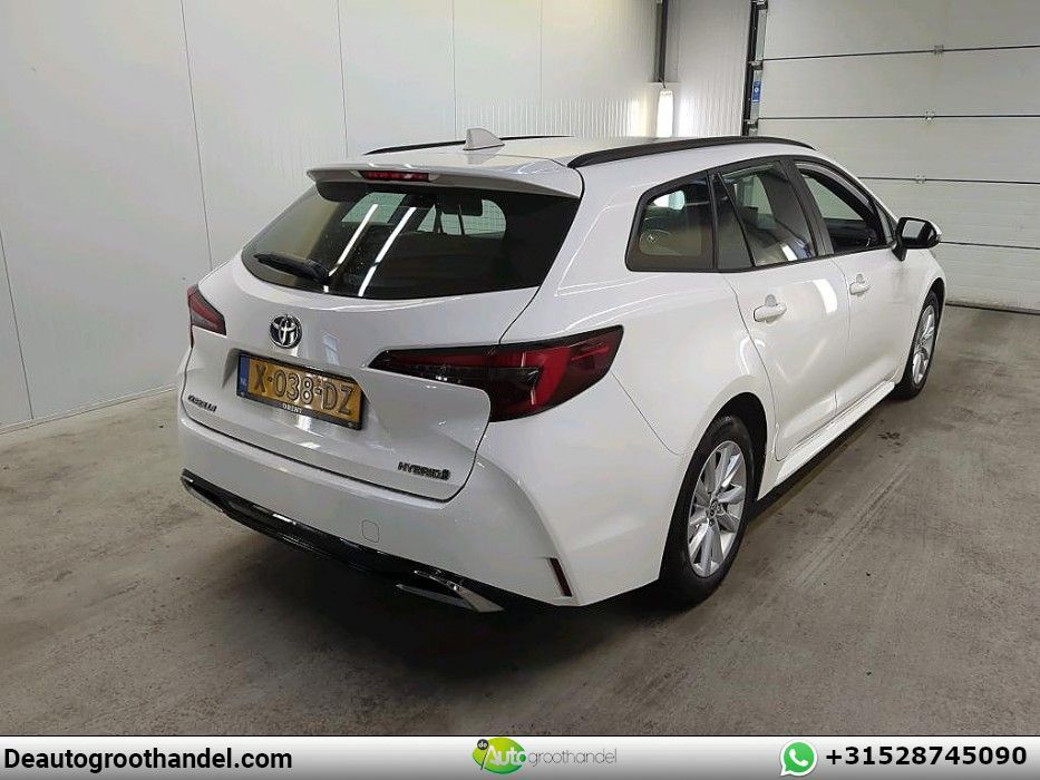 Toyota Corolla Touring Sport Hybrid 140 Business imagem 2