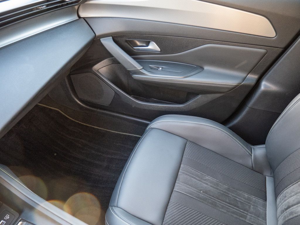 Peugeot 308 - Bild 16