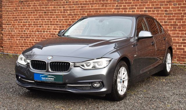 BMW 318d SPORT LINE*LED NAVI PDC TEMPOMAT SITZHEIZ