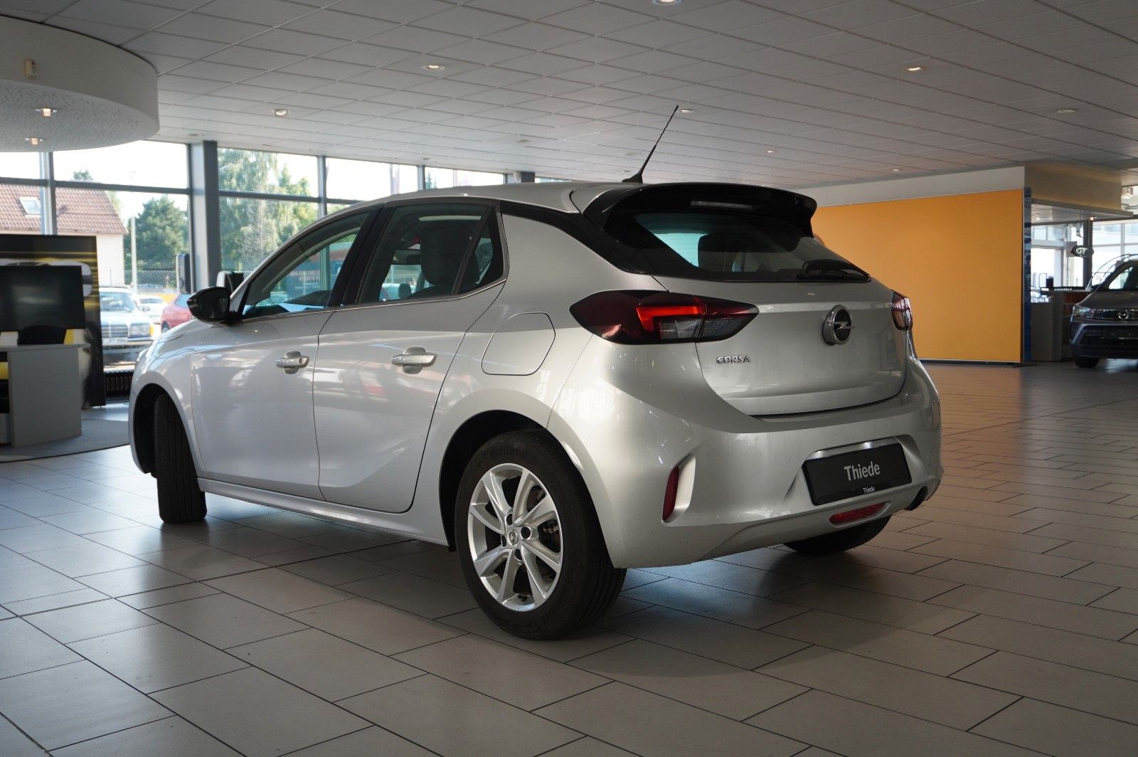 Fahrzeugabbildung Opel Corsa F 1.2T ELEGANCE NAVI/LED/SPORT/VIRTU./DAB+