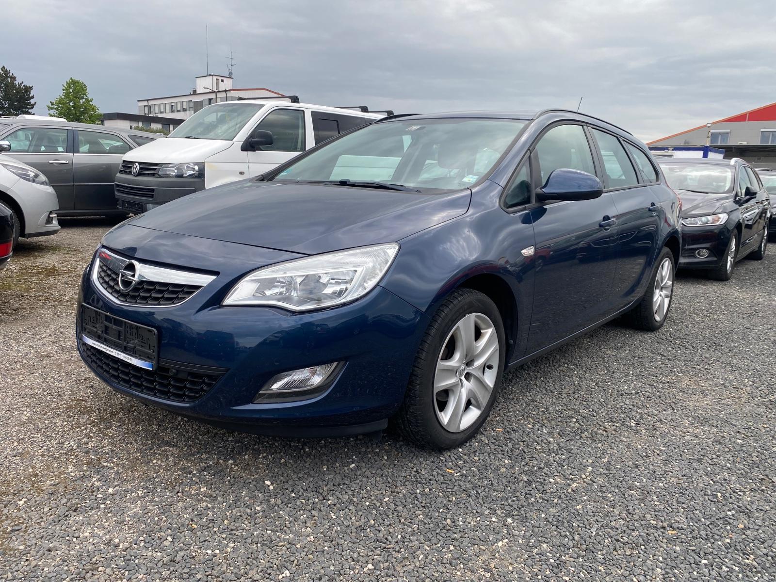 Opel Astra J Sports Tourer Edition