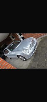 Mercedes-Benz Mercedes E220 CDI Automatik Elegance zweit... - gebrauchte Mercedes-Benz E 220 aus dem Jahr 2005