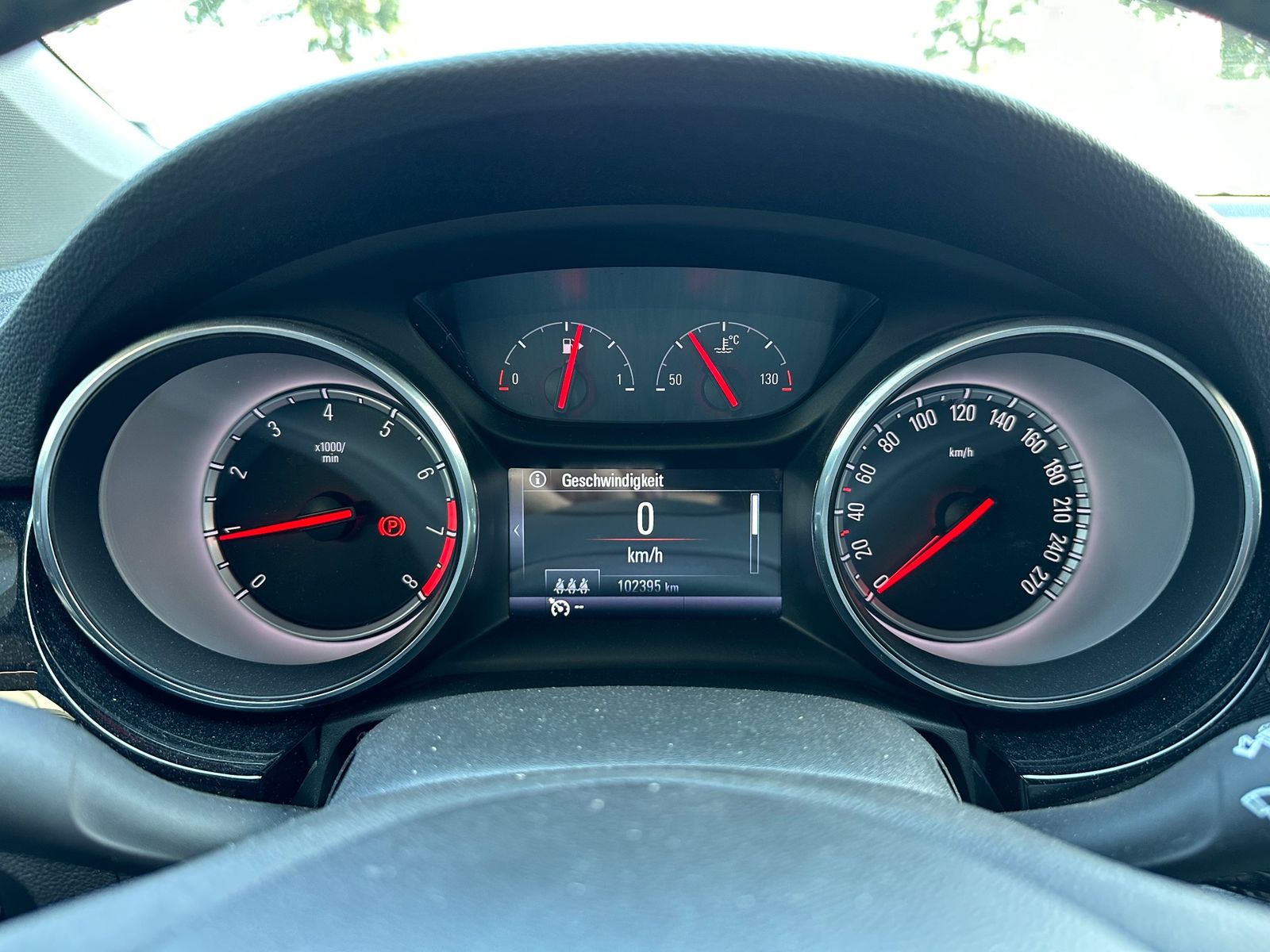 Fahrzeugabbildung Opel Astra 1.4 Turbo NAV+KAM+SHZ+PDC+KLIMA+TEMPOMAT