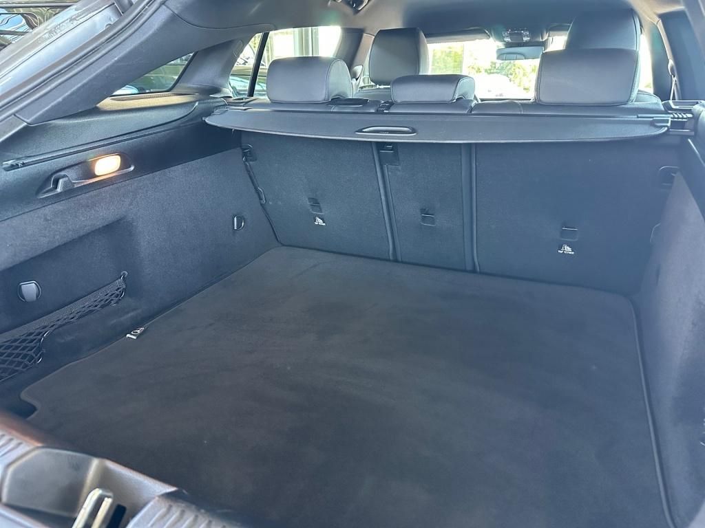 Fahrzeugabbildung Mercedes-Benz CLA 200 SB Progressive LED SHZ KeyLess Navi RDK