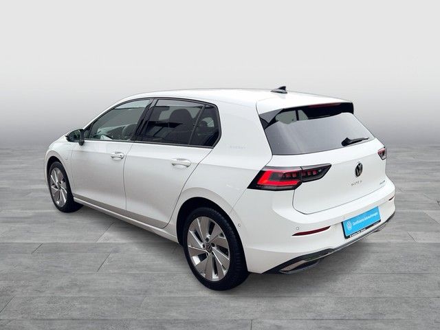 Volkswagen Golf VIII Lim. 1.5 TSI eHybrid Energy Matrix AHK imagem 3