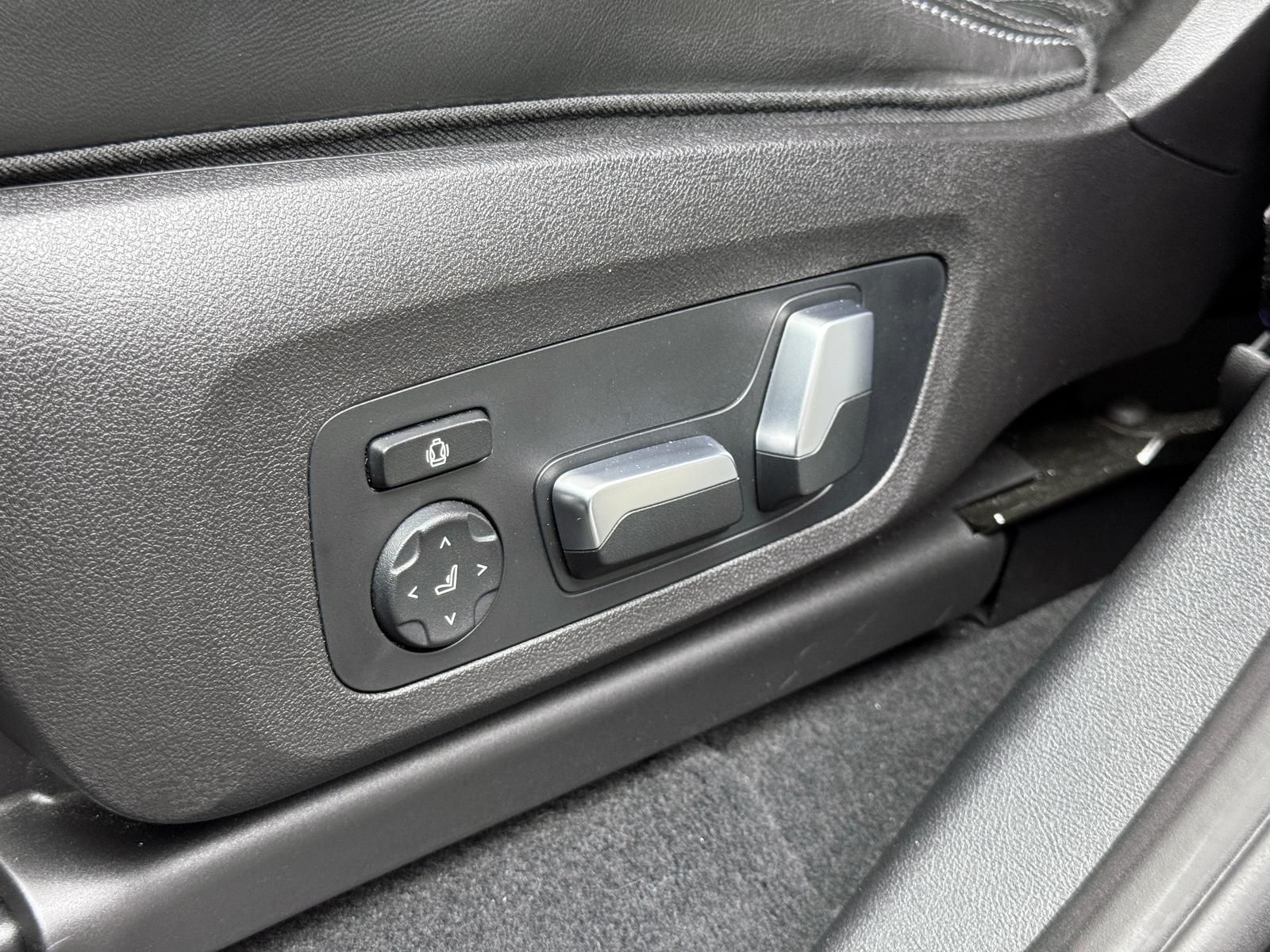 Fahrzeugabbildung BMW COMPETITION/KLAPPEN-AGA/H&K/ACC/AHK/HUD/KEYL/21"