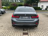 BMW 318 lückenlos Scheckheft+TUV 06/2028+1 Vorbesitz - BMW 318: Limousine