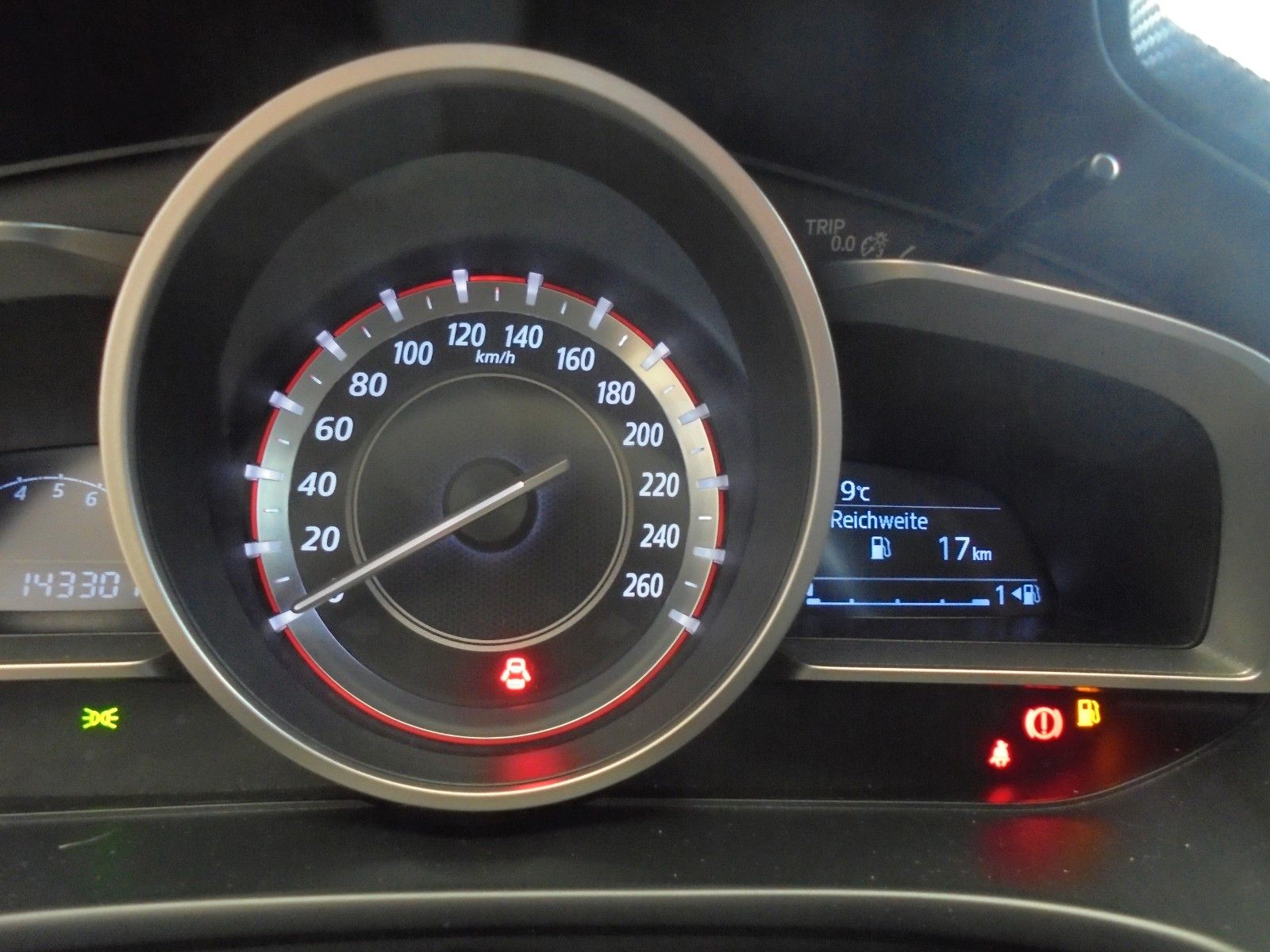 Fahrzeugabbildung Mazda 3 Lim. Center-Line/Shz/Navi/1.Hand/