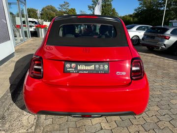 Fahrzeugabbildung Fiat 500 e Red