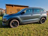 Skoda Karoq 2.0l TSI 7- Gang DSG Allrad SPORTLINE AHK - Skoda Karoq: Von Privat