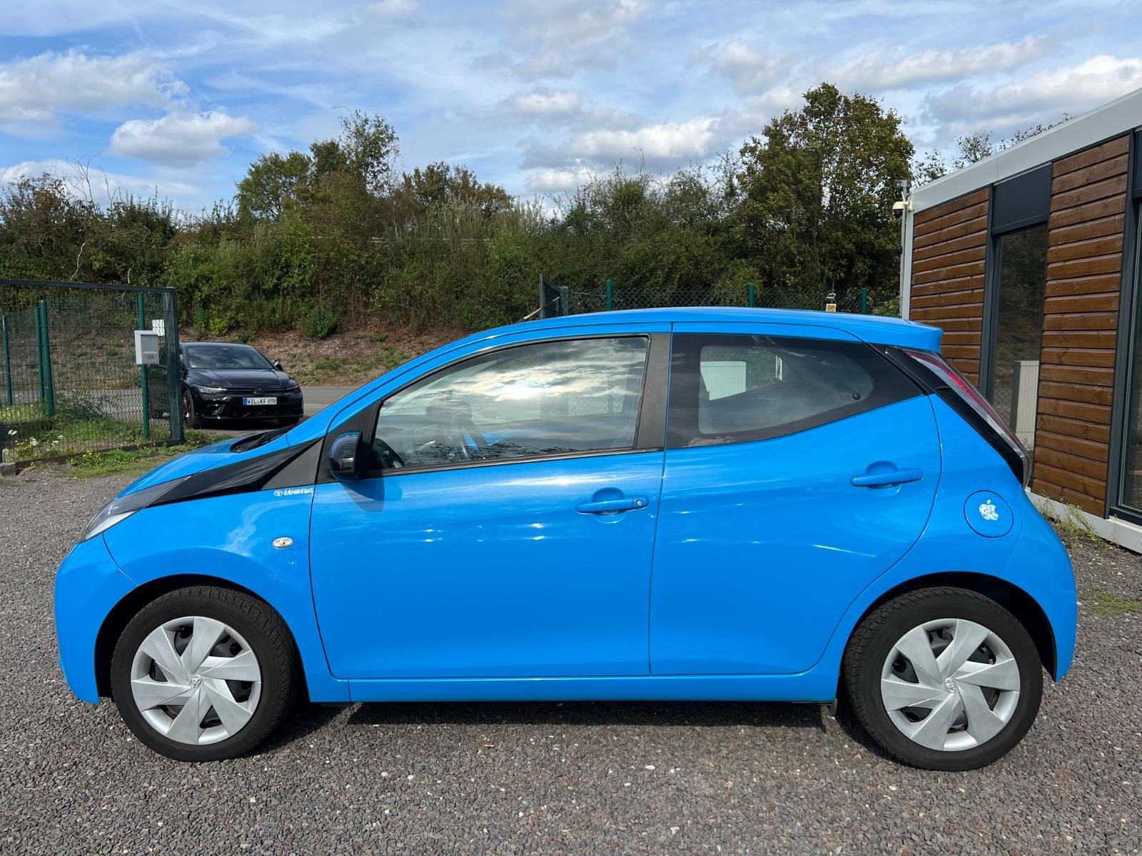 Toyota Aygo AYGO x-cite
