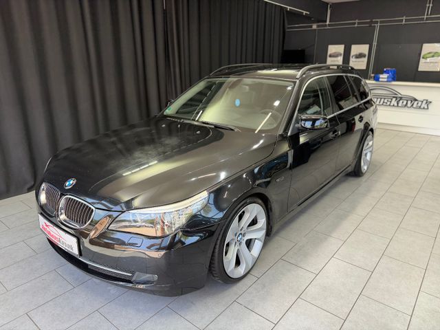 BMW 523I Touring |PDC|PANO|NAVI|LEDER