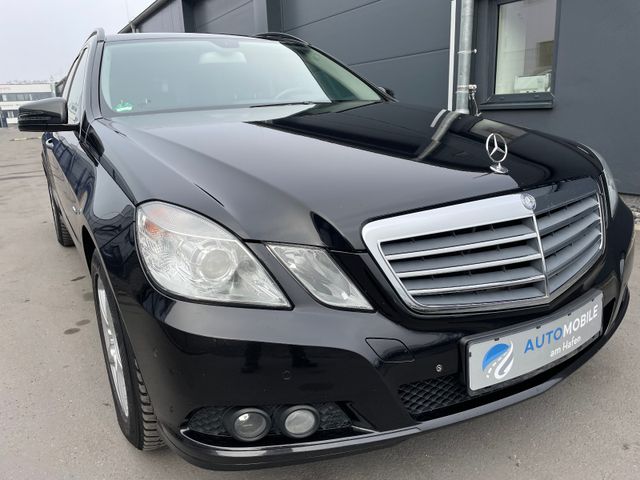 Mercedes-Benz E 220 CDI  AUTOMATIK*NAV*AHK*PDC*TEM*8xBEREIFT