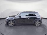 MINI Cooper SE. Essential Trim Klimaaut. Komfortzugan - schwarze MINI Cooper SE