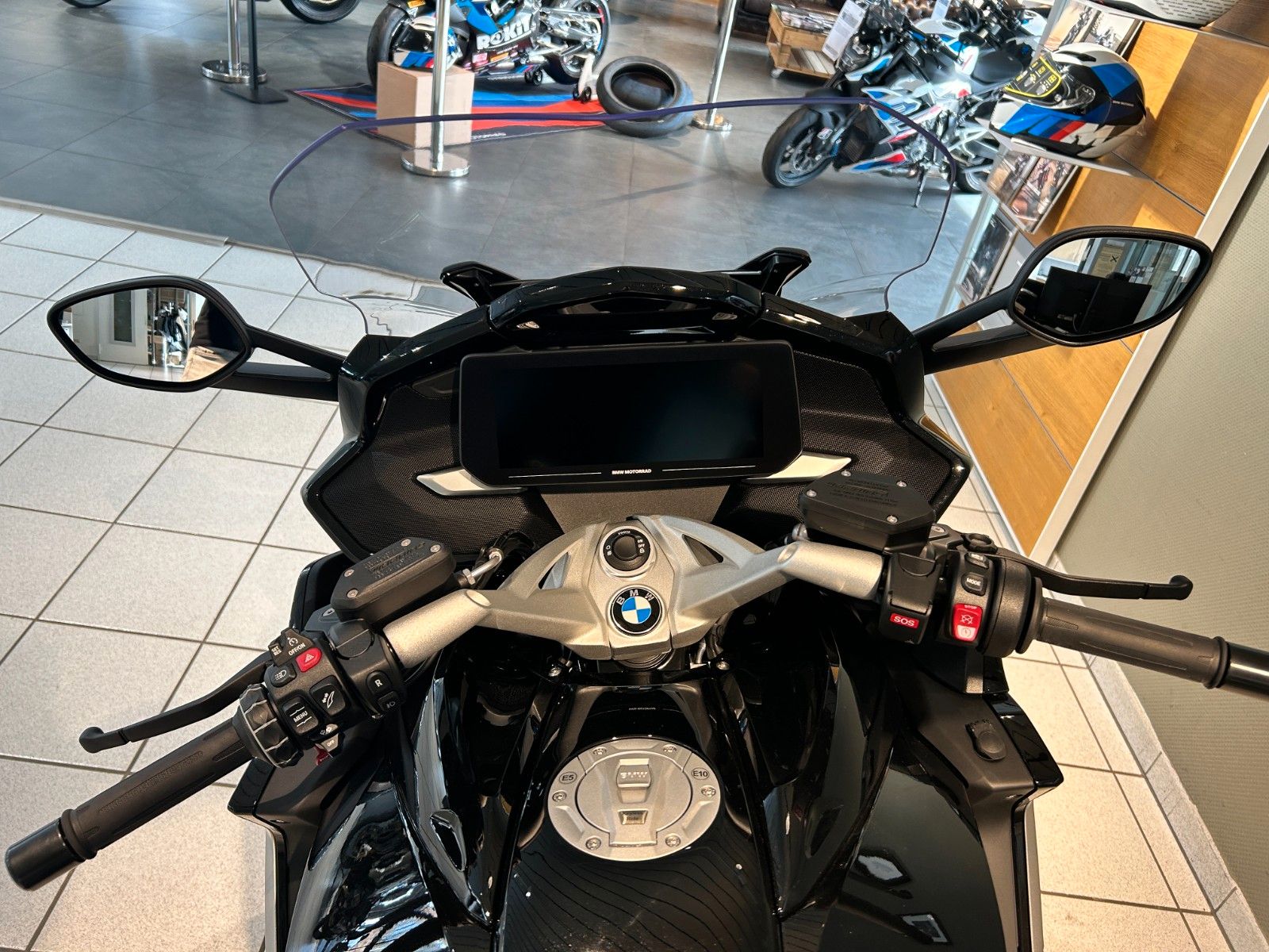 Fahrzeugabbildung BMW K1600GT NUR 1340km!