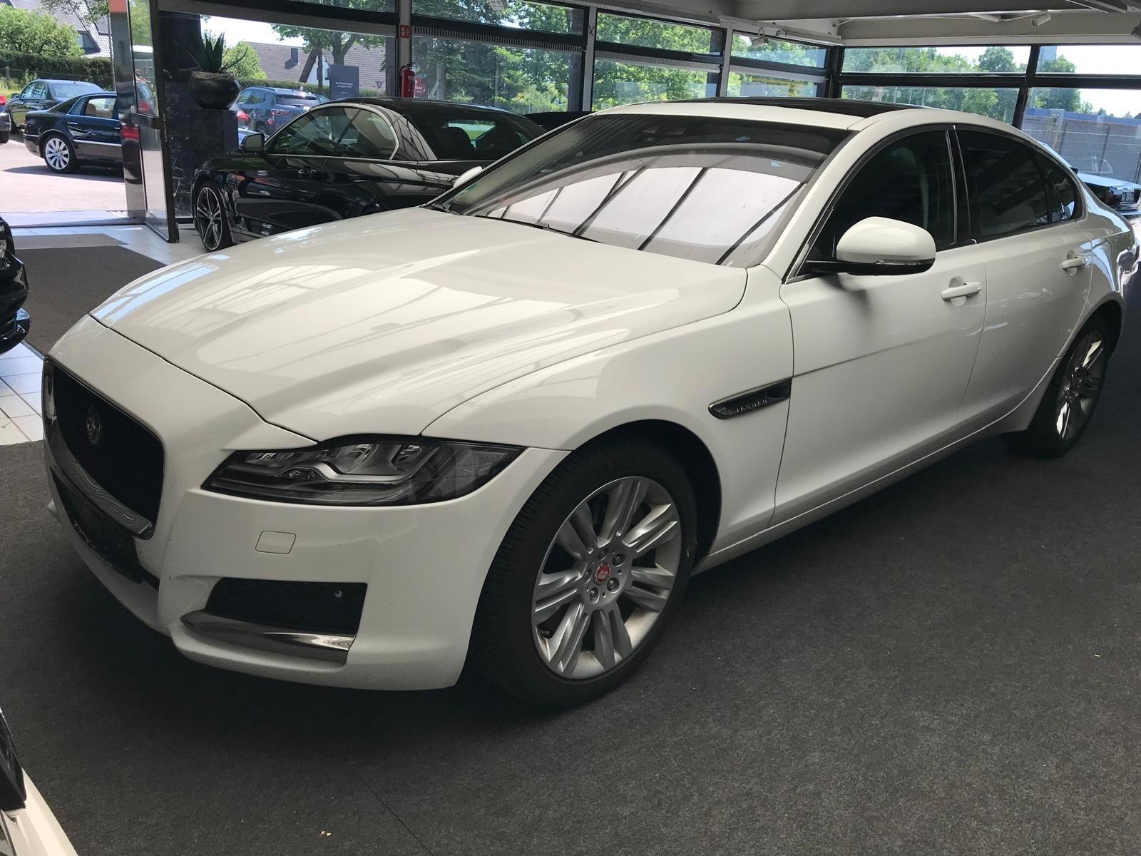 Jaguar XF Prestige 35t