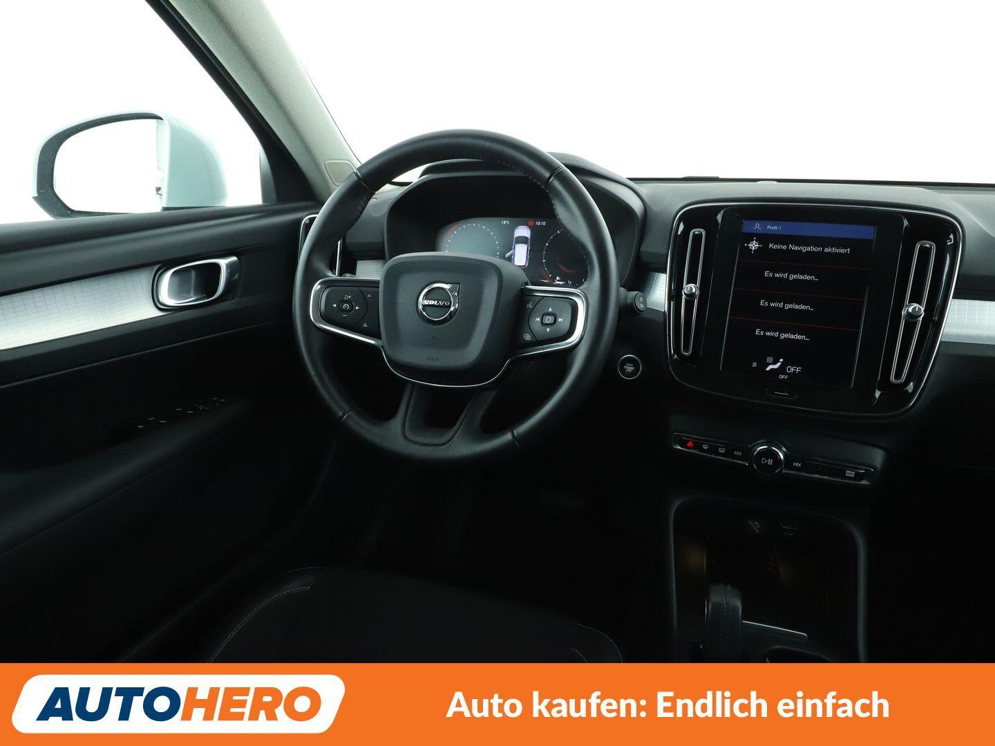Volvo XC40 2.0 T4 Momentum 2WD Aut.*LED*TEMPO*PDC*