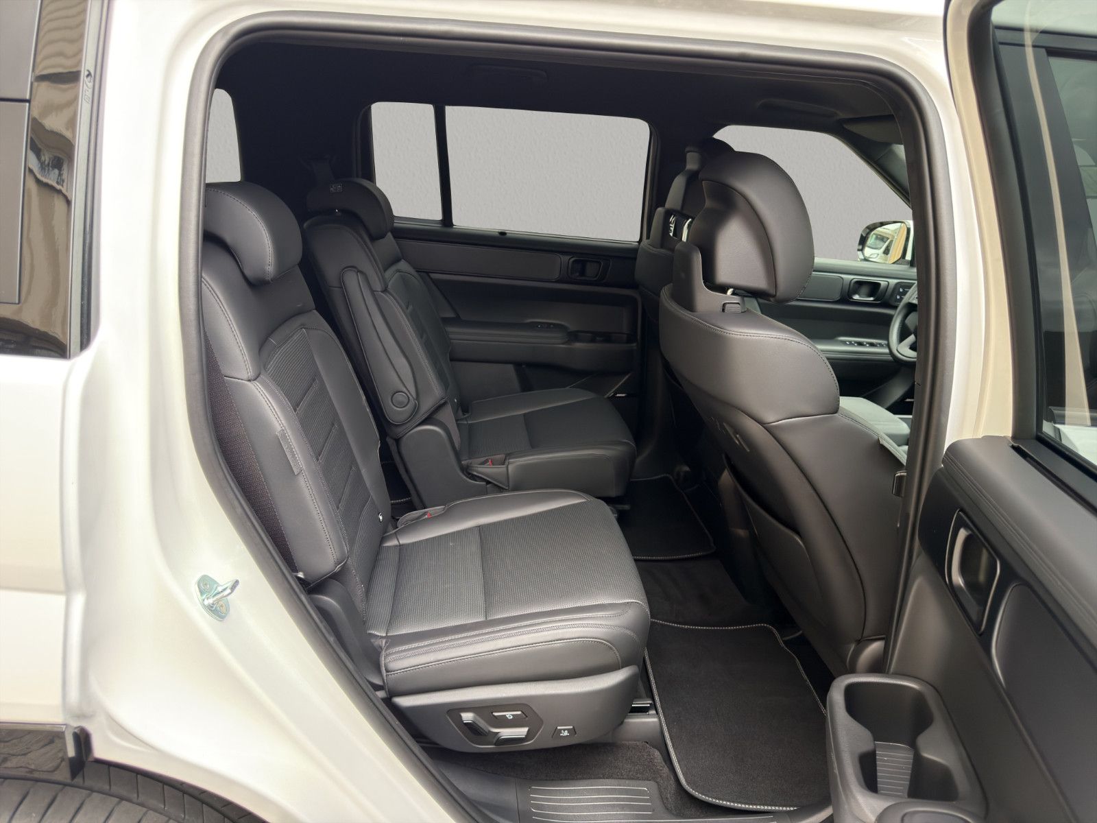 Hyundai Santa Fe – Bild 18