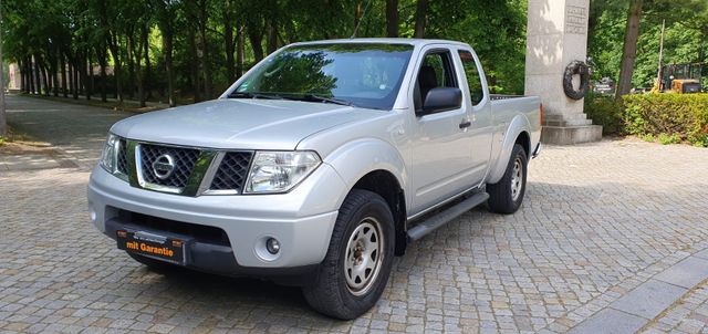 Nissan Navara de ocasión | Vehículo de ocasión | mobile.de