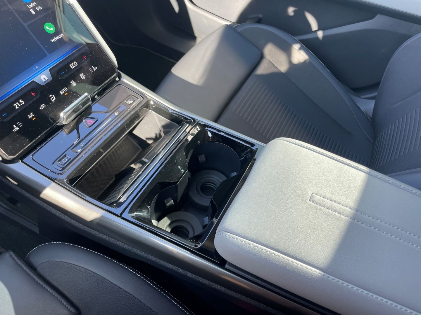 Fahrzeugabbildung Ford Explorer RWD HUD Navi Digitales Cockpit Memory S