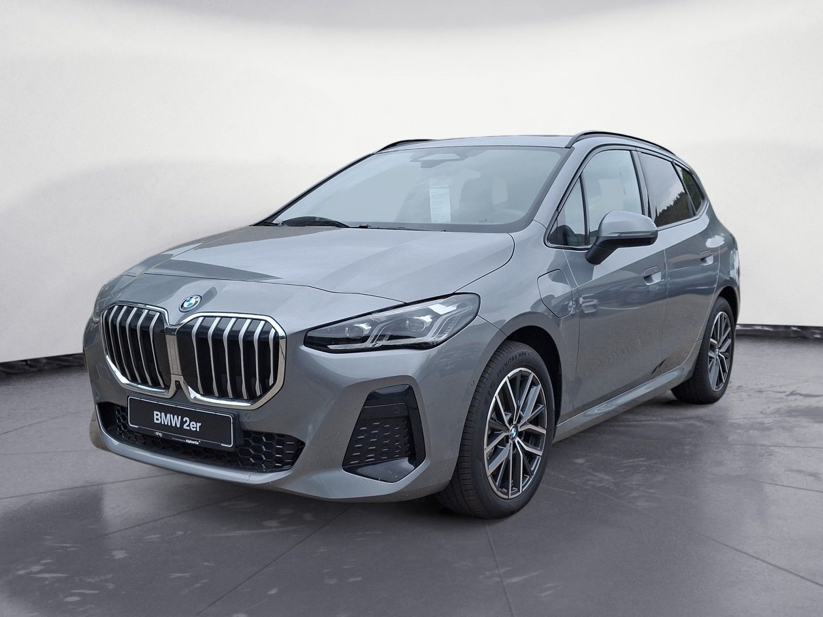 BMW 230e Active Tourer Steptronic DCT xDrive MSport  imagem 2