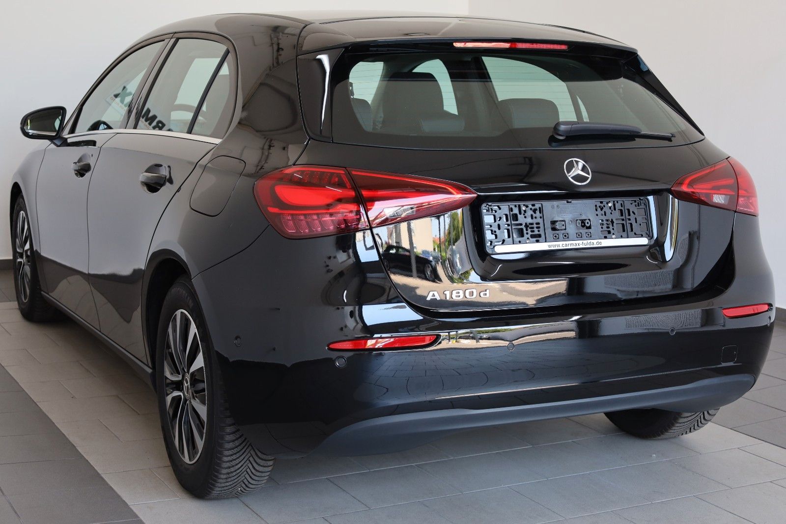 Fahrzeugabbildung Mercedes-Benz A 180 d,T.Leder,Navi,LED,SH,Kamera
