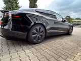 Tesla Model S Plaid - Tesla Model S: Plaid