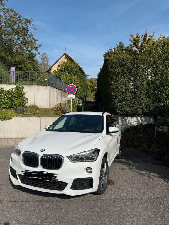 Image of BMW iX1