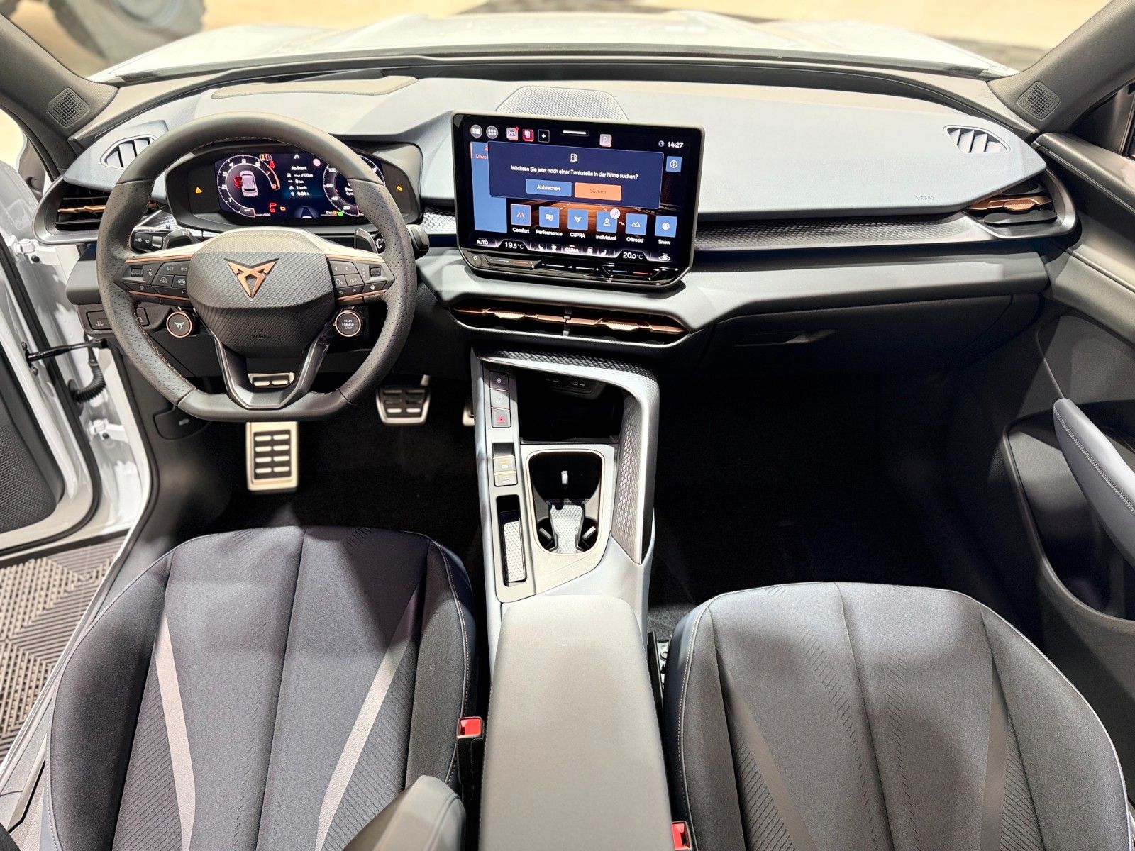 Fahrzeugabbildung CUPRA CUPRA Terramar 2.0TSI DSG 4Drive Navi / Pano