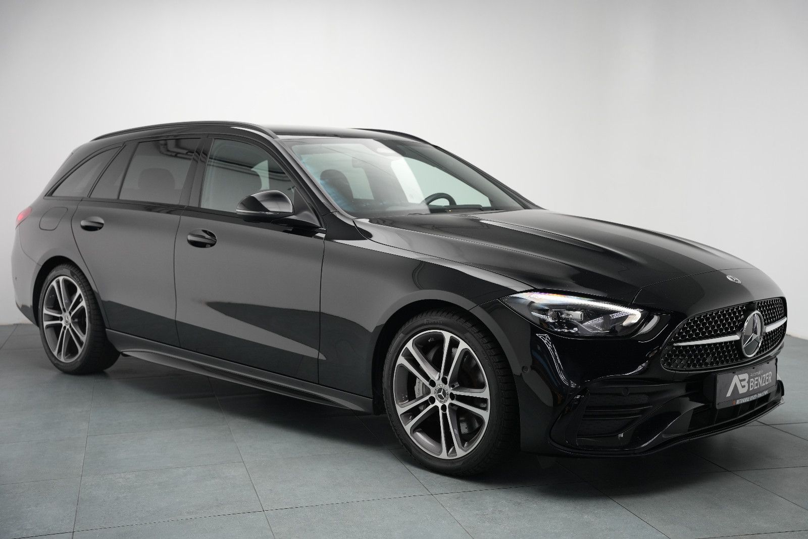 Fahrzeugabbildung Mercedes-Benz C 220d *AMG*Carbon*Ambiente*Kamera*AHK