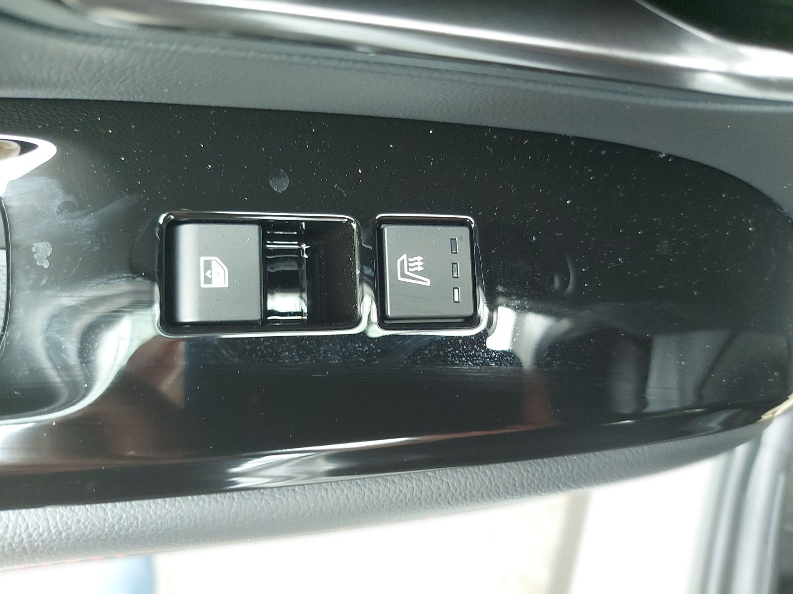 Fahrzeugabbildung Hyundai Tucson 160 PS N Line 4WD DCT Assip. Sitzp DL ECS