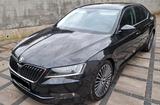 Skoda Superb Premium mit Paravan Space Drive 2 System - Skoda: Allradantrieb, mit