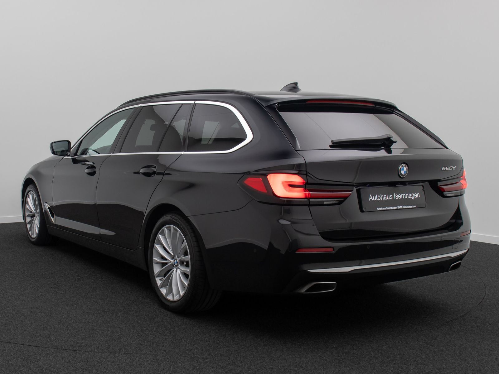 Fahrzeugabbildung BMW 520d Luxury Line HUD DAB Laser Kamera Sport Komf