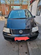 Volkswagen Duisburg ,Rheinhausen - gebrauchte VW Sharan aus dem Jahr 2007
