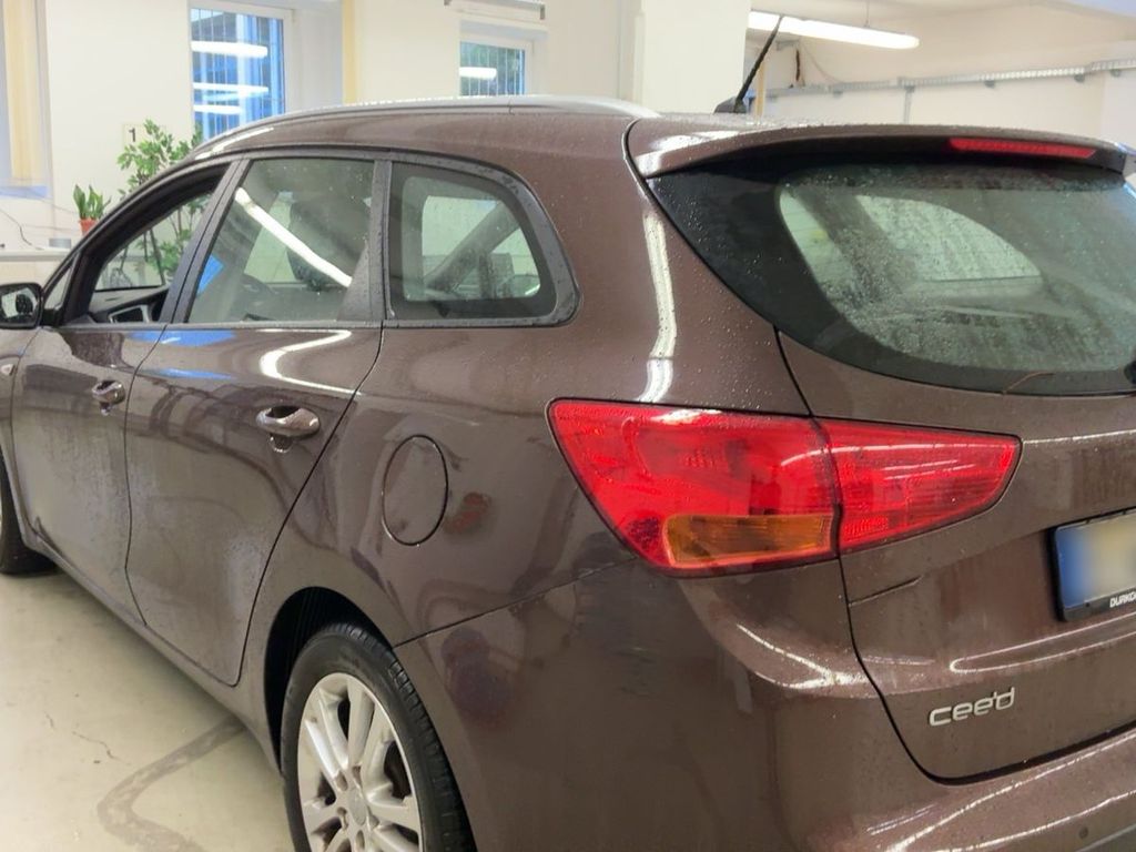 cee'd 1.6 CRDi Edition 7 SHZ PDC