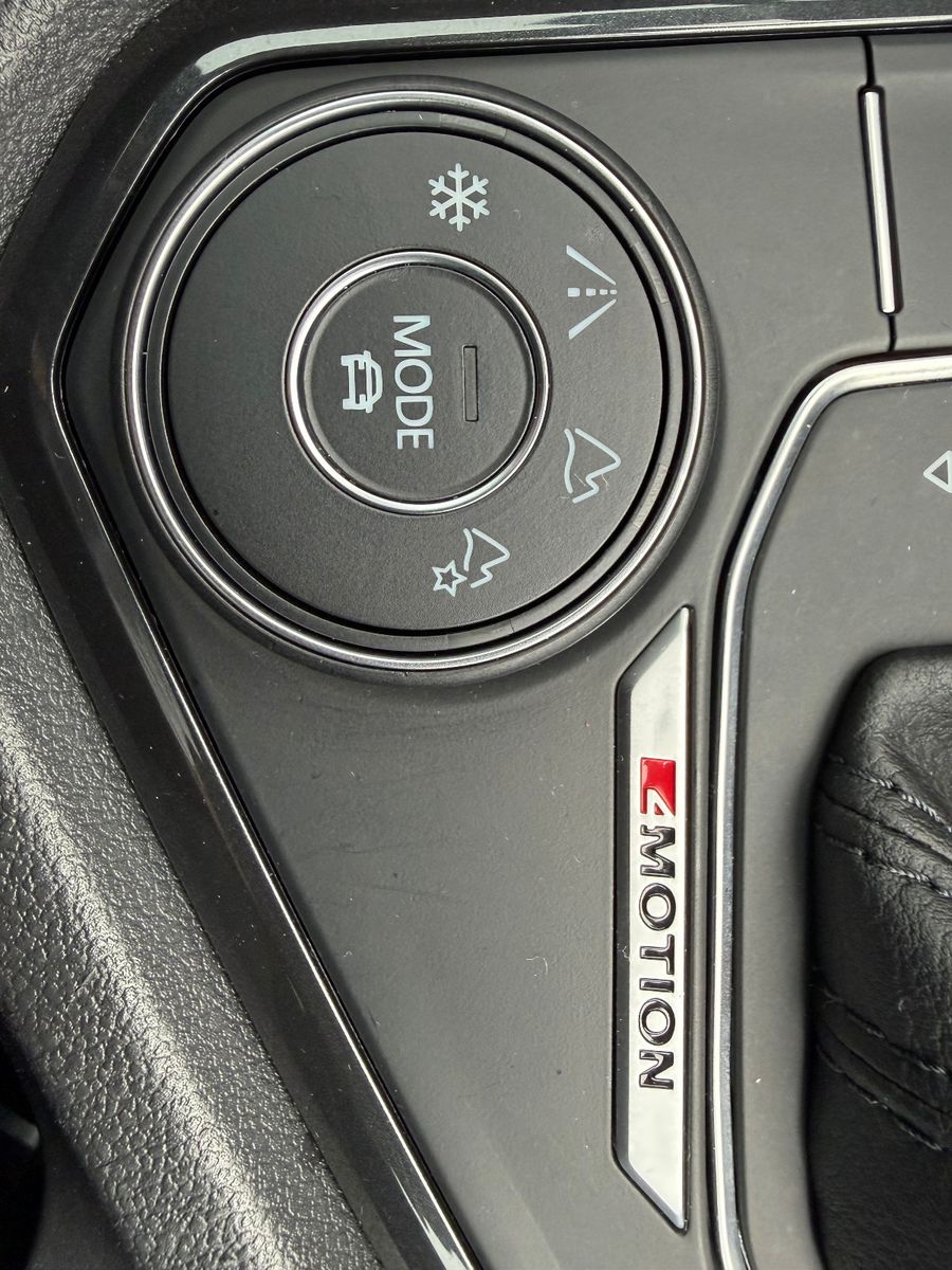 VW Tiguan Allspace 4Motion 7 Sitzer/Scheckheft – Foto 22