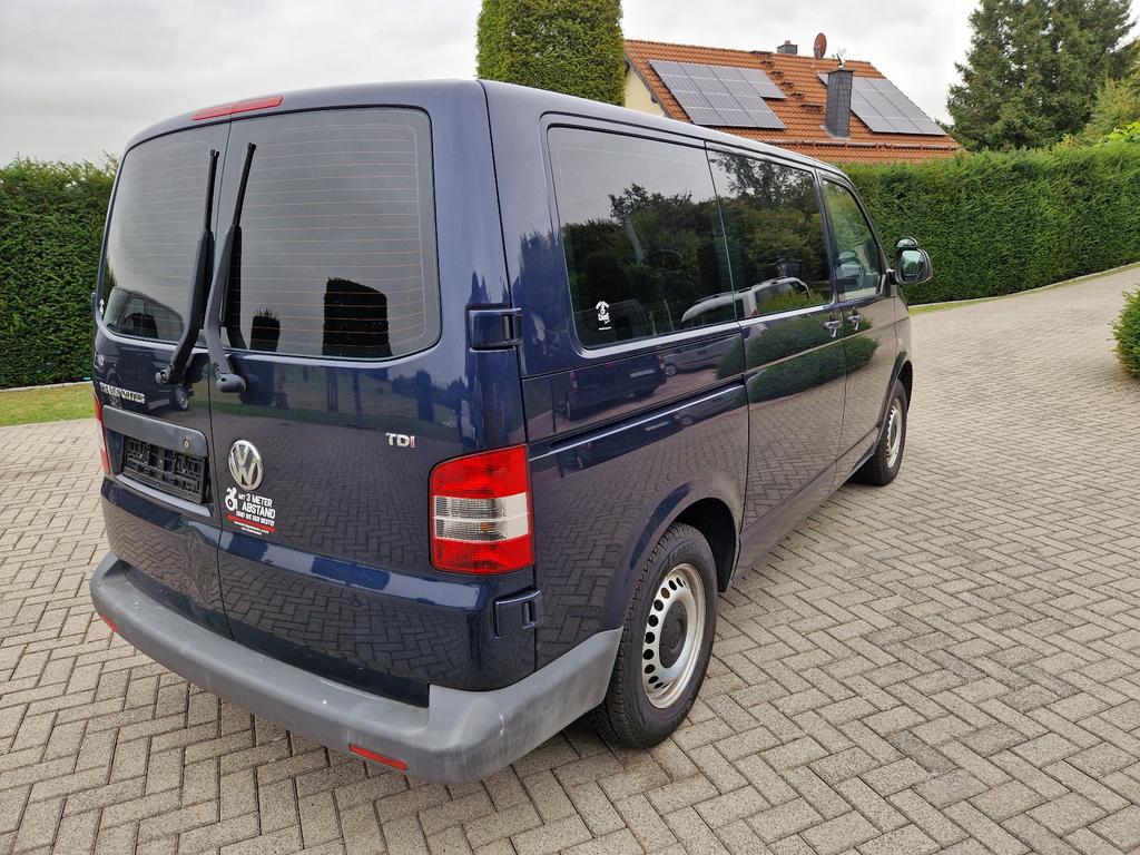Volkswagen T5 Caravelle