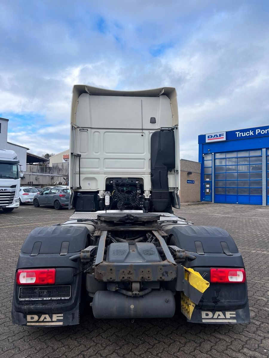 Fahrzeugabbildung DAF DAF XF 460 FT SSC, Intarder