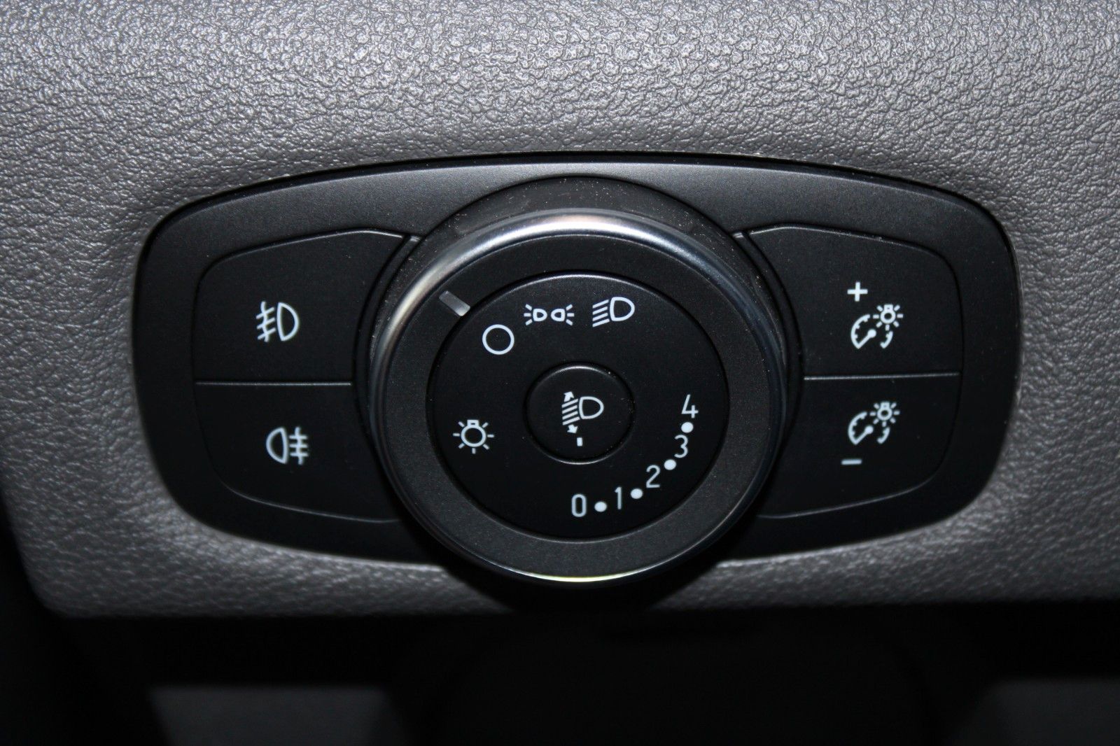 Fahrzeugabbildung Bürstner Ford L2 COPA STANDHEIZUNG MARKISE WC