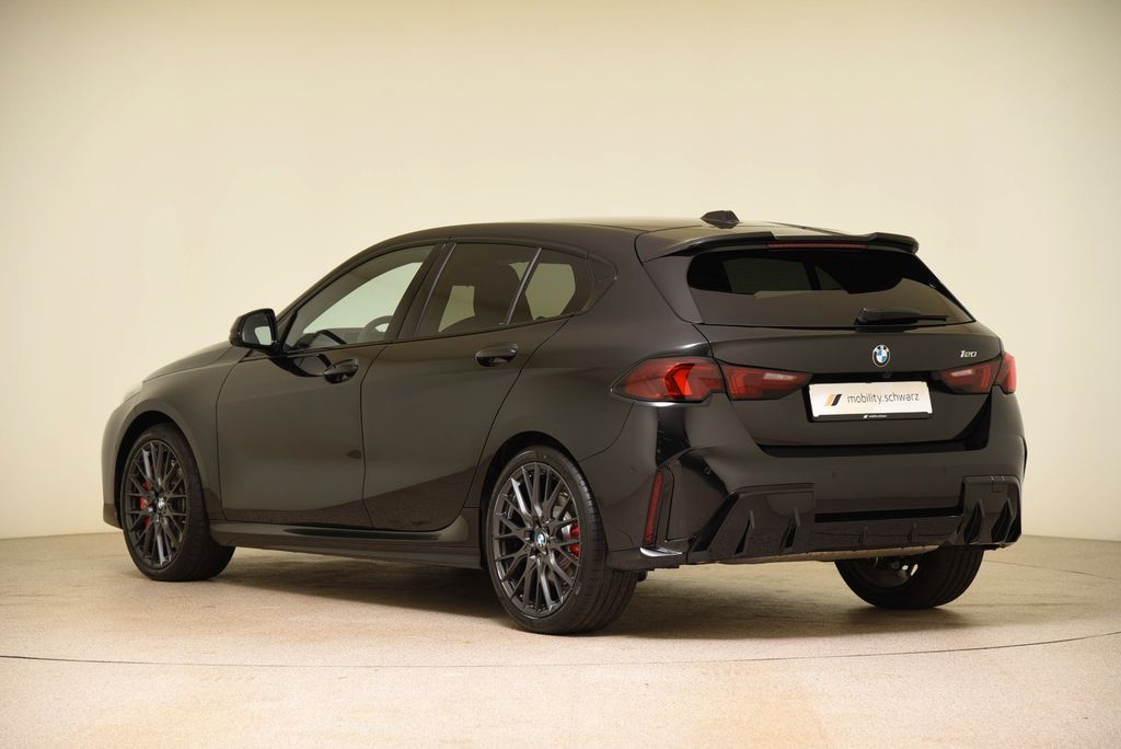 BMW 120