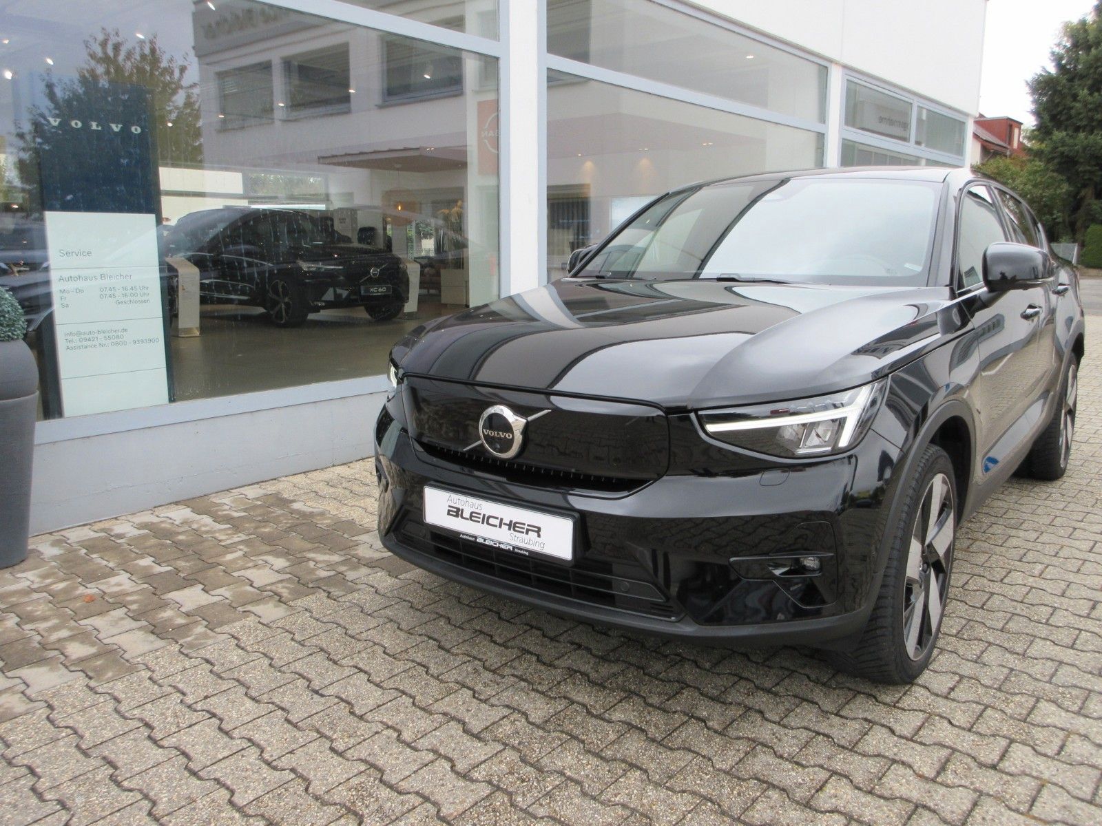 Fahrzeugabbildung Volvo C40 Ultimate Recharge Pure Electric AWD