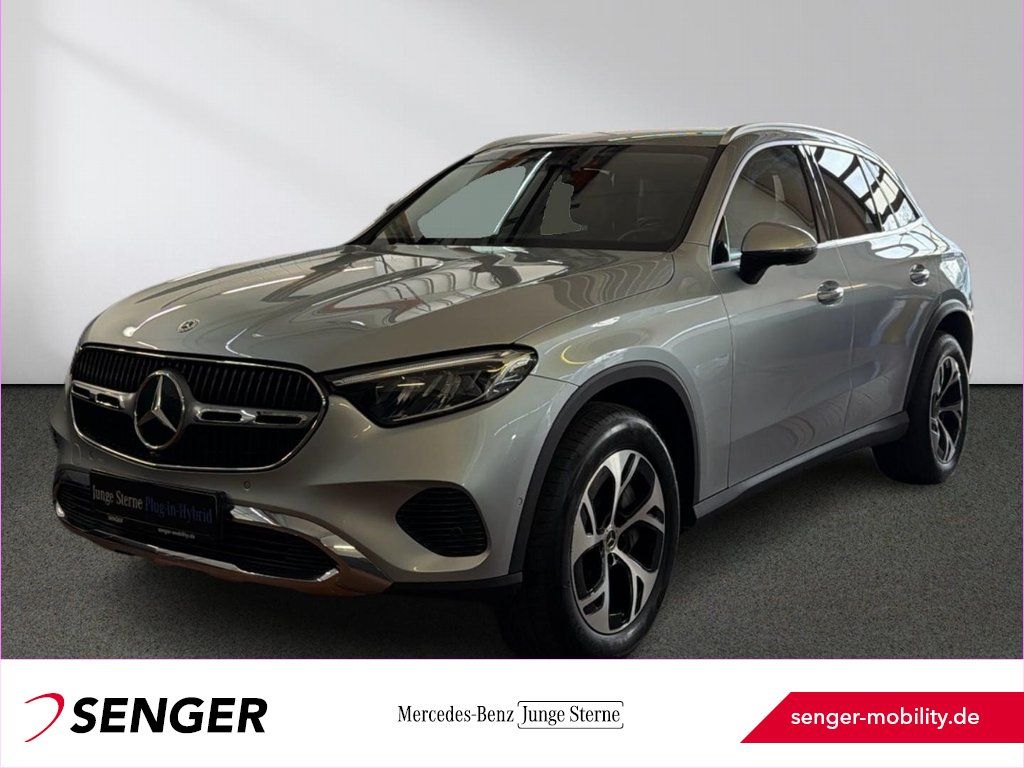 MERCEDES-BENZ GLC 300 de 4M Avantgarde Memory CarPlay HUD AHK