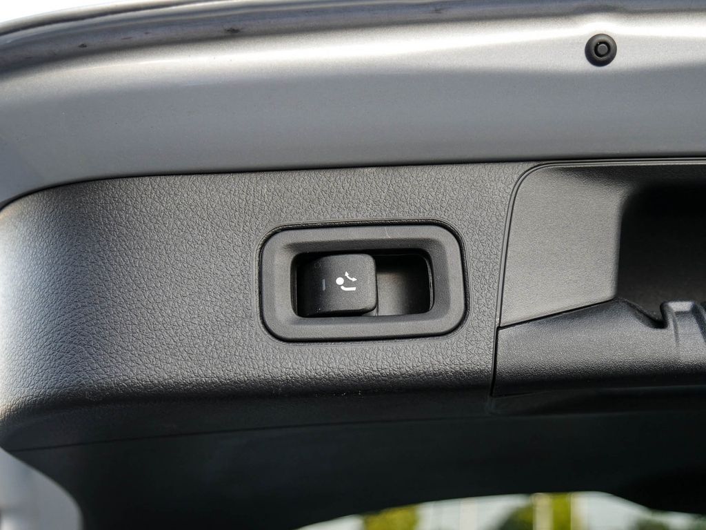 Mercedes-Benz B 200 d 4M |Edition|AMG|NIGHT|DISTR|LED|NAVI|AHK